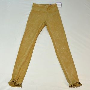 LabJoy Gold Gilded wash High-Rise Legging 7/8 length SIZE XS ruffle bottom